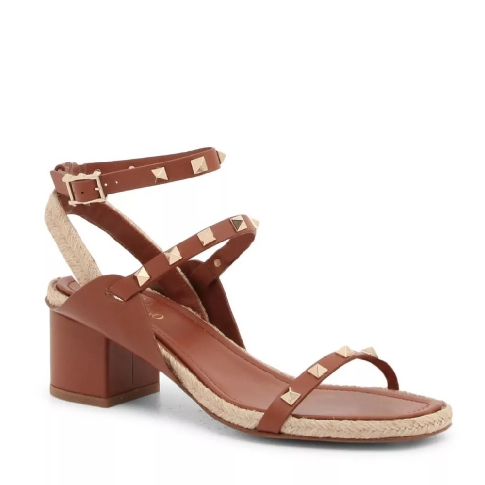 Valentino Garavani Opanka Rockstud Espadrille Sandals Size 39